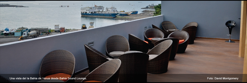 Una vista del la Bahia de Venus desde Bahia Sound Lounge. Foto: David Montgomery